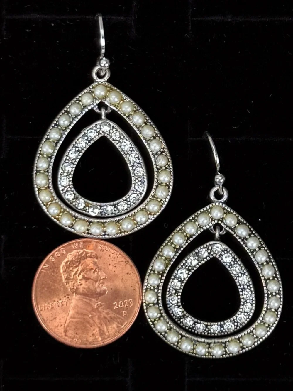 Vintage Silvertone, clear stone, faux pearl pierced earrings